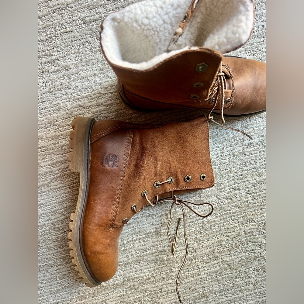 Timberland Sherpa boots, Size 7.5